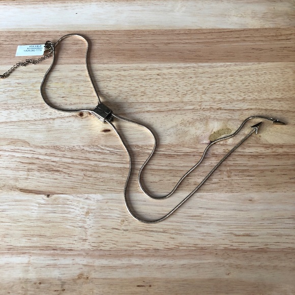 Adia Kibur Chevron Arrow Bolo Lariat Necklace - Picture 4 of 7